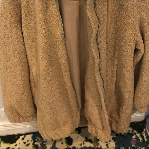 Oversized Sherpa Jacket - Picture 3 of 4